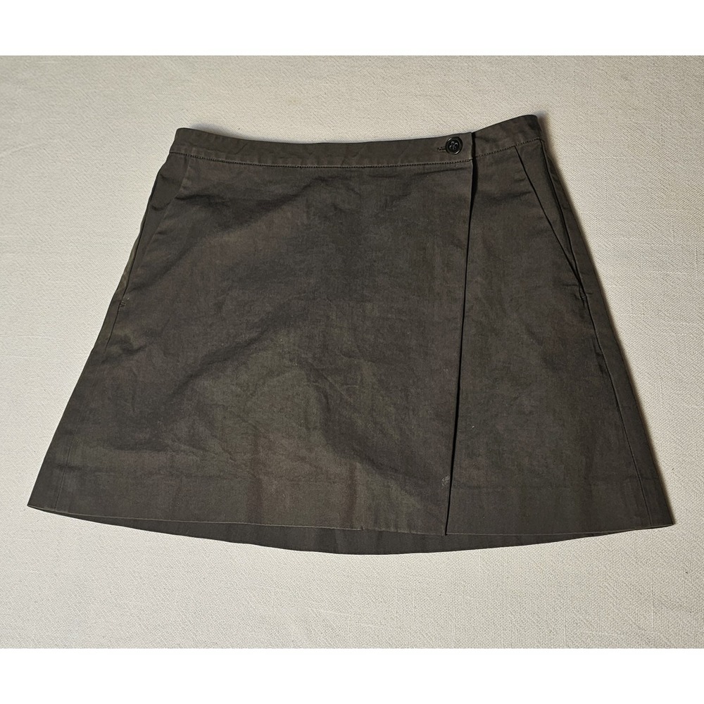 Theory button wrap mini skirt Womens Size 00 Army Green